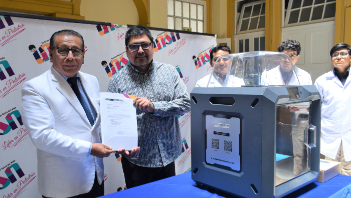 INSN recibe impresora 3D para mejorar planificación de cirugías complejas
