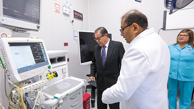 Minsa inauguran ambientes remodelados del Centro Quirúrgico del Hospital Nacional Arzobispo Loayza-