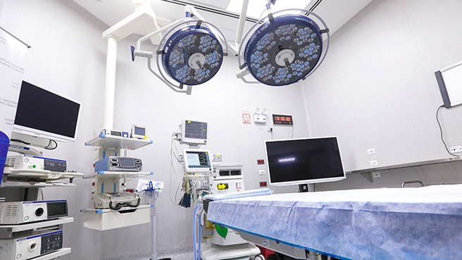 Minsa inauguran ambientes remodelados del Centro Quirúrgico del Hospital Nacional Arzobispo Loayza-