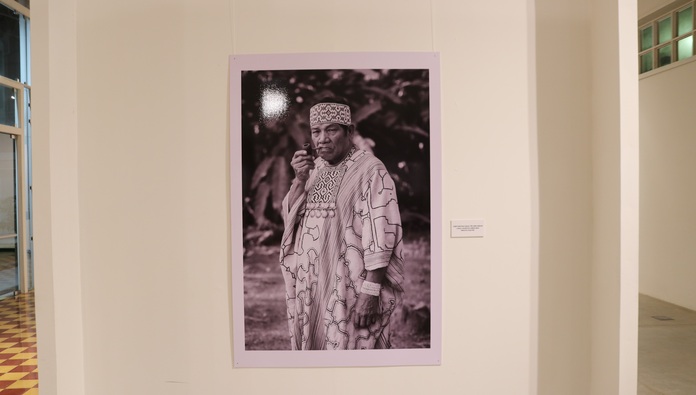 Embajada del Perú en Costa Rica inaugura en el Museo Calderón Guardia exposición fotográfica “Shipibo-Konibo. Retratos de mi sangre”