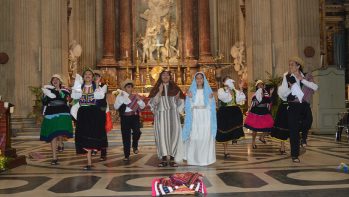 Consulado General del Perú en Roma celebra la navidad con la munidad peruana