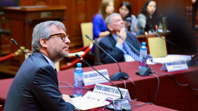 ONPE implementaría voto digital para peruanos en el extranjero