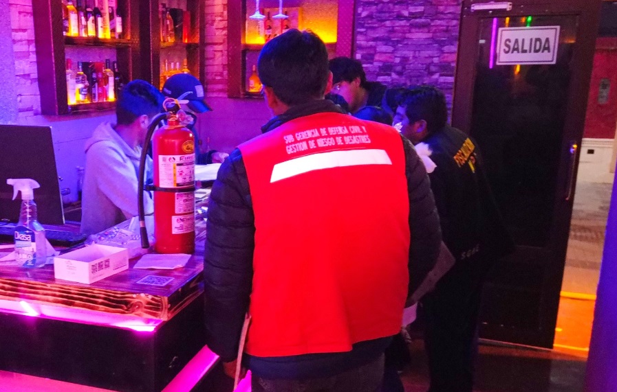 Municipalidad Provincial de Puno intensifica fiscalización en locales nocturnos