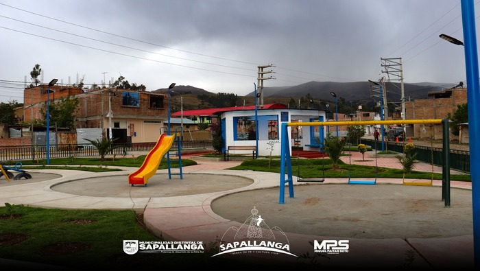 Parque Yaricampa, luce espacios renovados para la población de la Punta, gracias a trabajos del programa Llamkasun Perú.