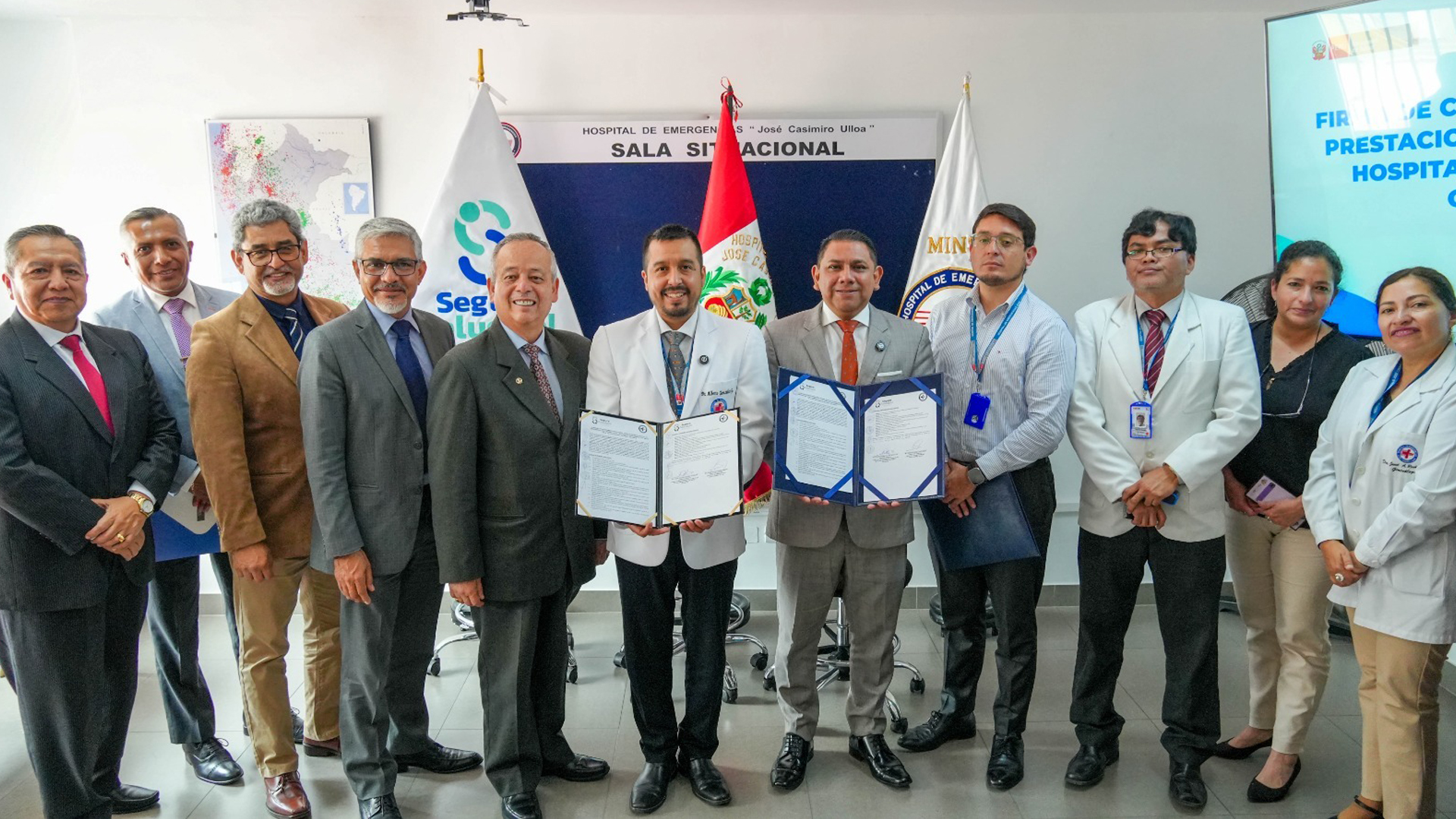 El Hospital de Emergencias José Casimiro Ulloa y Seguro Saludpol firman convenio