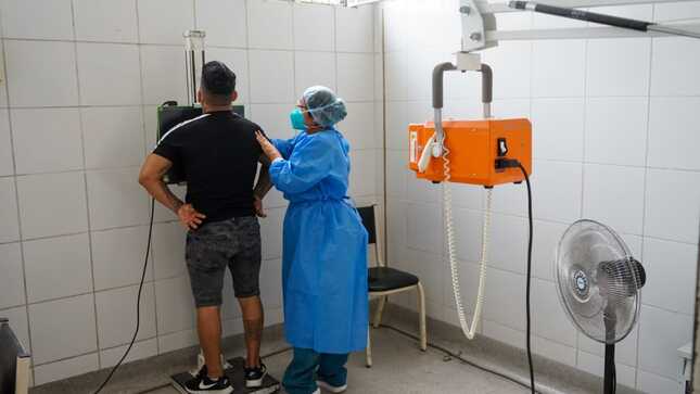 Minsa: toda persona con síntomas respiratorios debe acudir al establecimiento de salud para descartar TB u otra patología