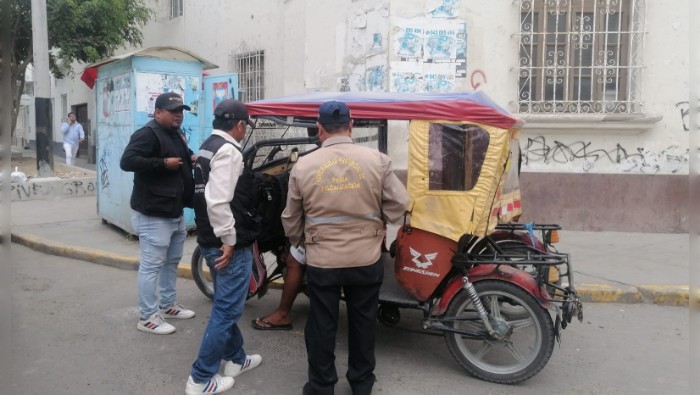 Mototaxis informales
