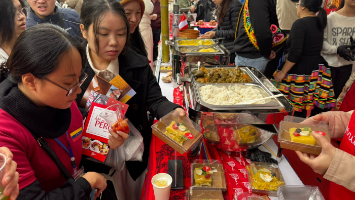 Embajada del Perú promociona la cocina peruana en el Festival Gastronómico Internacional Hanói 2024