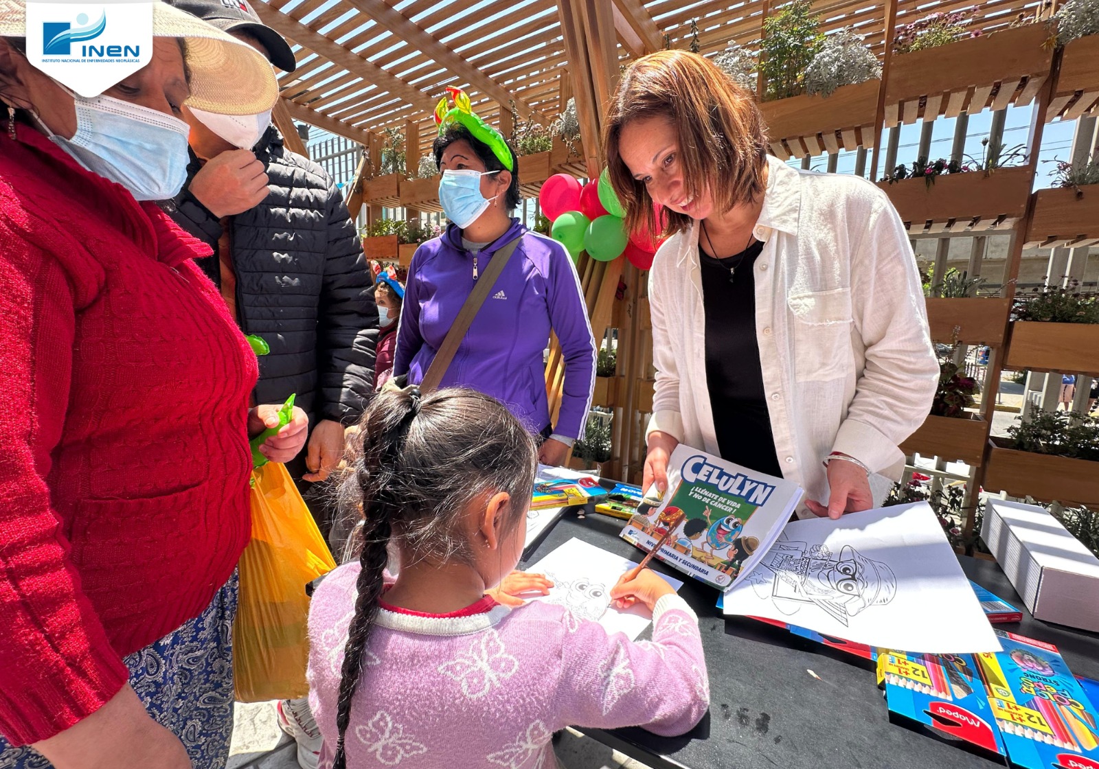INEN organiza Feria Preventiva contra el Cáncer para promover la salud durante las fiestas navideñas