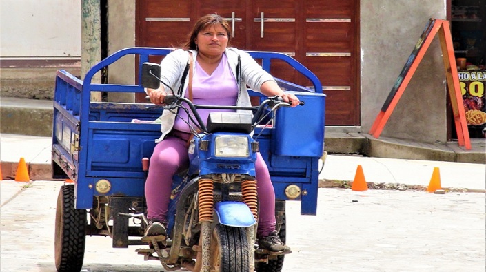 Liberita en motocarga