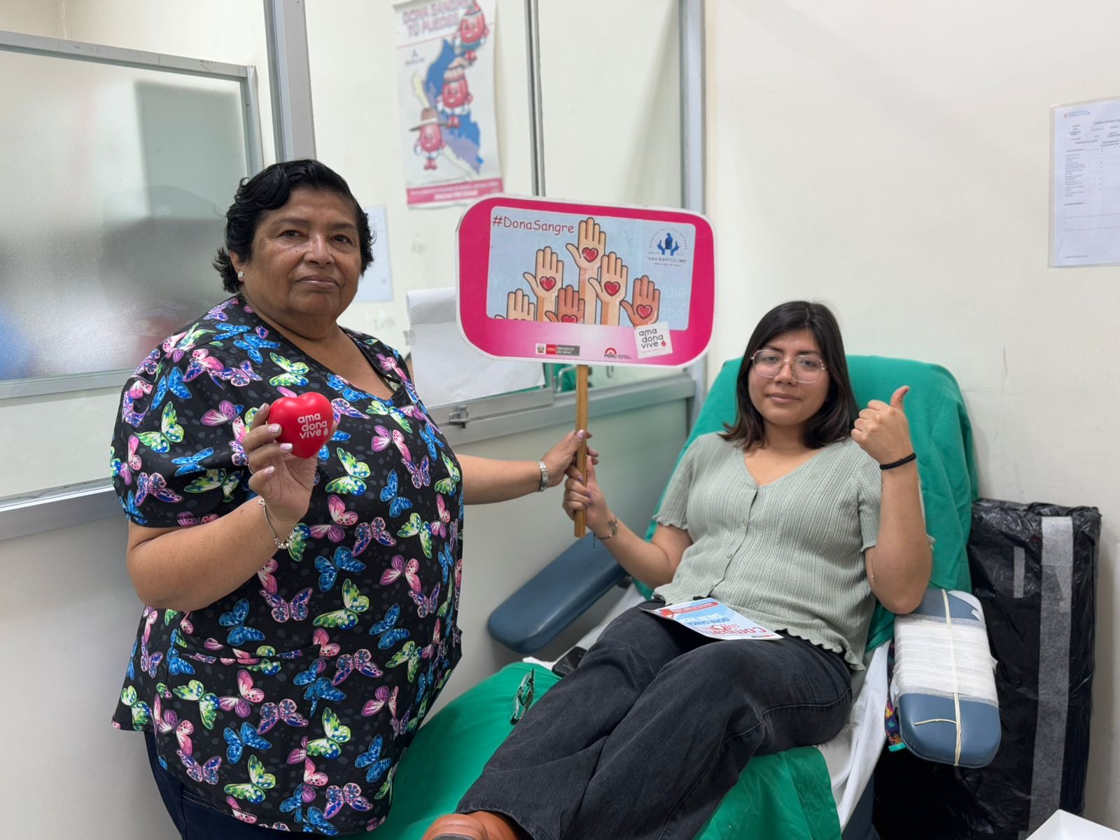 Trabajadores del INCN donan sangre
