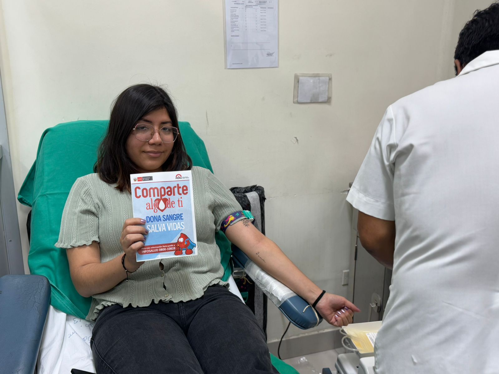 Trabajadores del INCN donan sangre