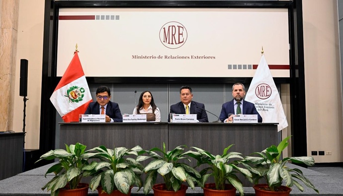 Ministerio de Relaciones Exteriores sostuvo una reunión de trabajo con los cónsules extranjeros acreditados en el Perú