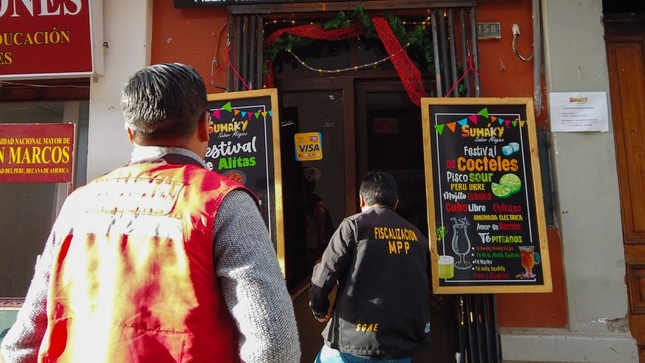 Municipalidad de Puno intensifica la fiscalización en locales comerciales por las festividades navideñas