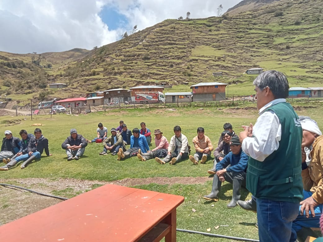 TITULACIÓN DE COMUNIDADES CAMPESINAS Y NATIVA