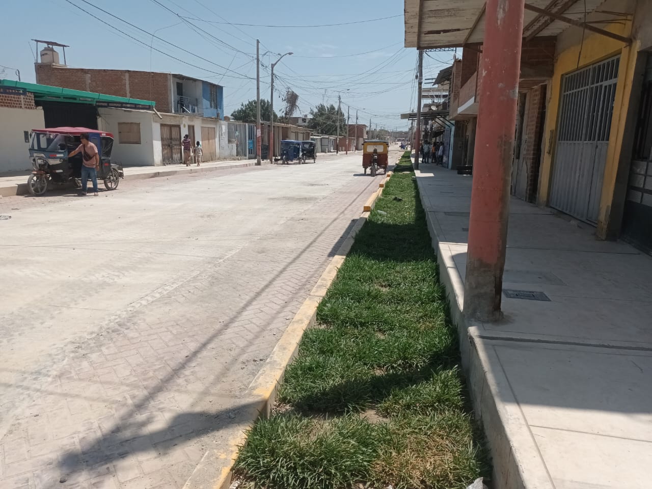 Obra de pistas y veredas de 31 de Enero a punto de concluir, en beneficio de más de 2 mil vecinos