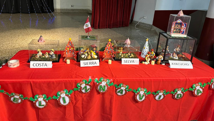 Decenas de familias de connacionales celebran la navidad con sabor peruano en Chicago