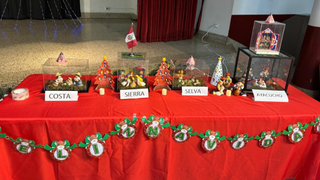 Decenas de familias de connacionales celebran la navidad con sabor peruano en Chicago