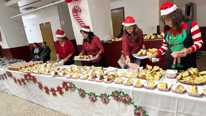 Decenas de familias de connacionales celebran la navidad con sabor peruano en Chicago