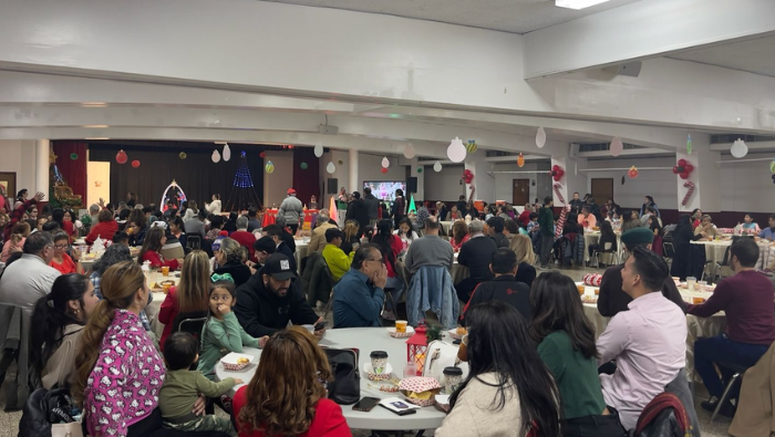 Decenas de familias de connacionales celebran la navidad con sabor peruano en Chicago