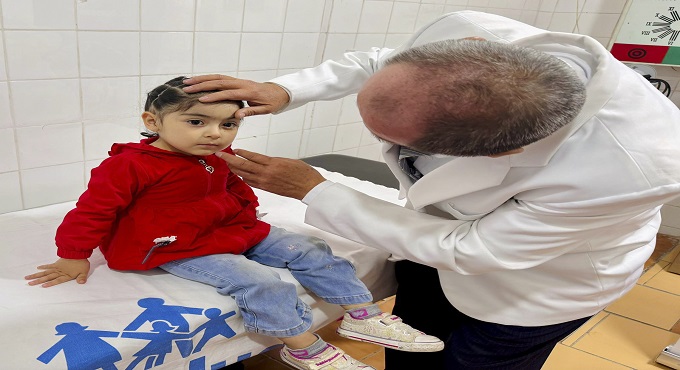 Médicos de EsSalud Cajamarca salvan la visión de una bebé con lesión ocular causada por un clavo