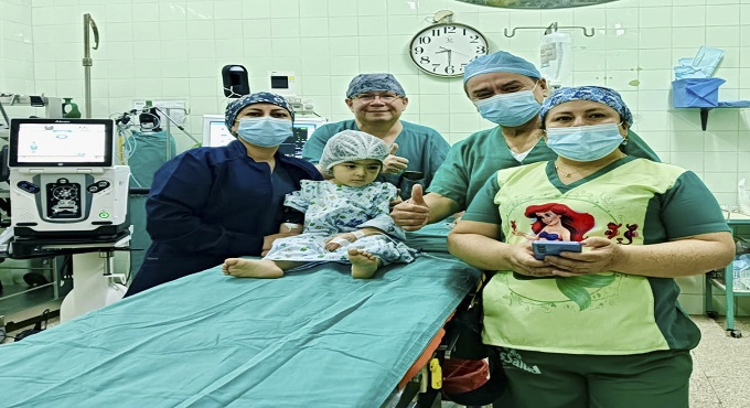 Médicos de EsSalud Cajamarca salvan la visión de una bebé con lesión ocular causada por un clavo