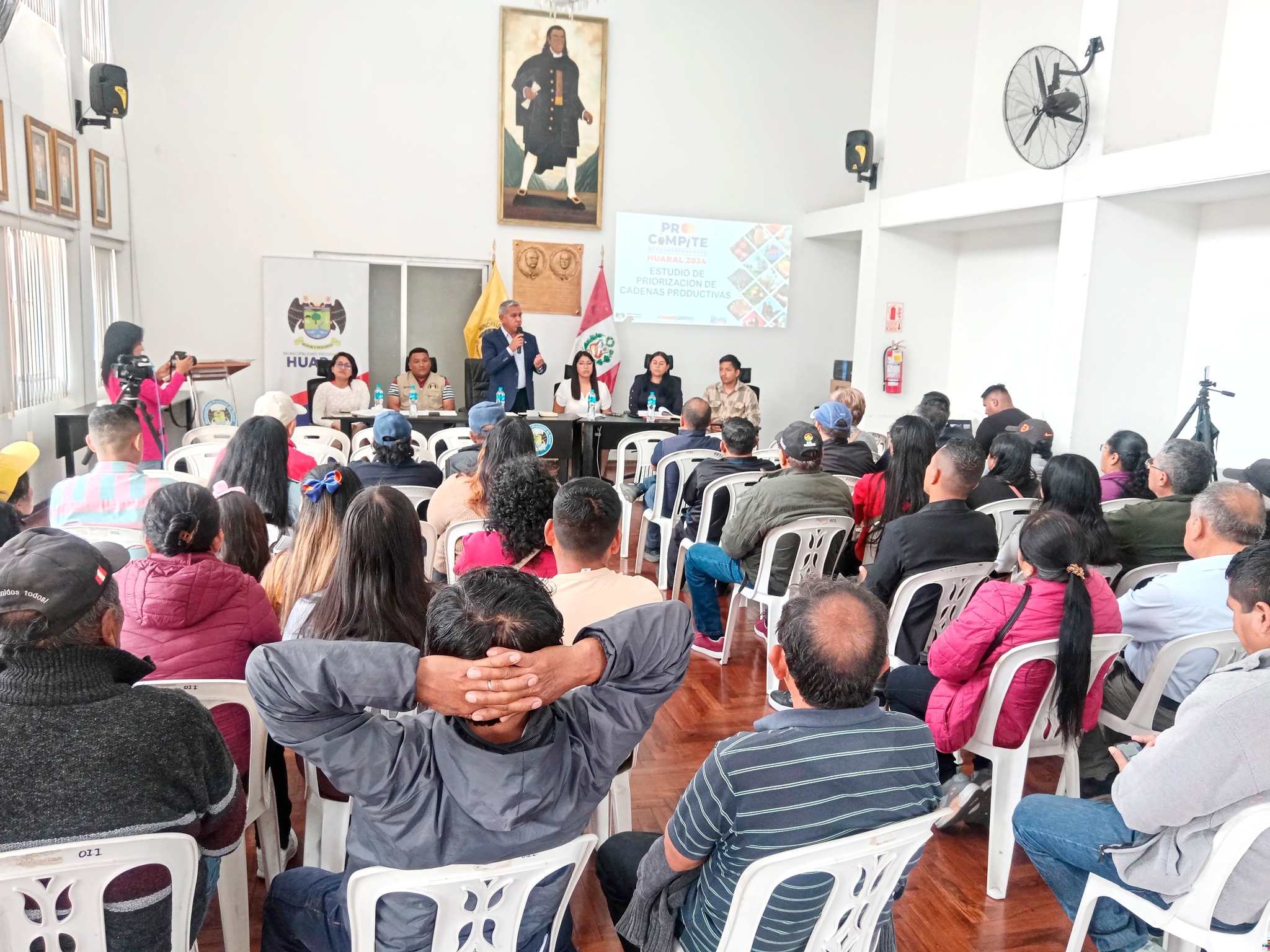 Con รฉxito se realizรณ el I Taller de Estudio de Priorizaciรณn de Cadenas Productivas - PROCOMPITE Huaral 2024