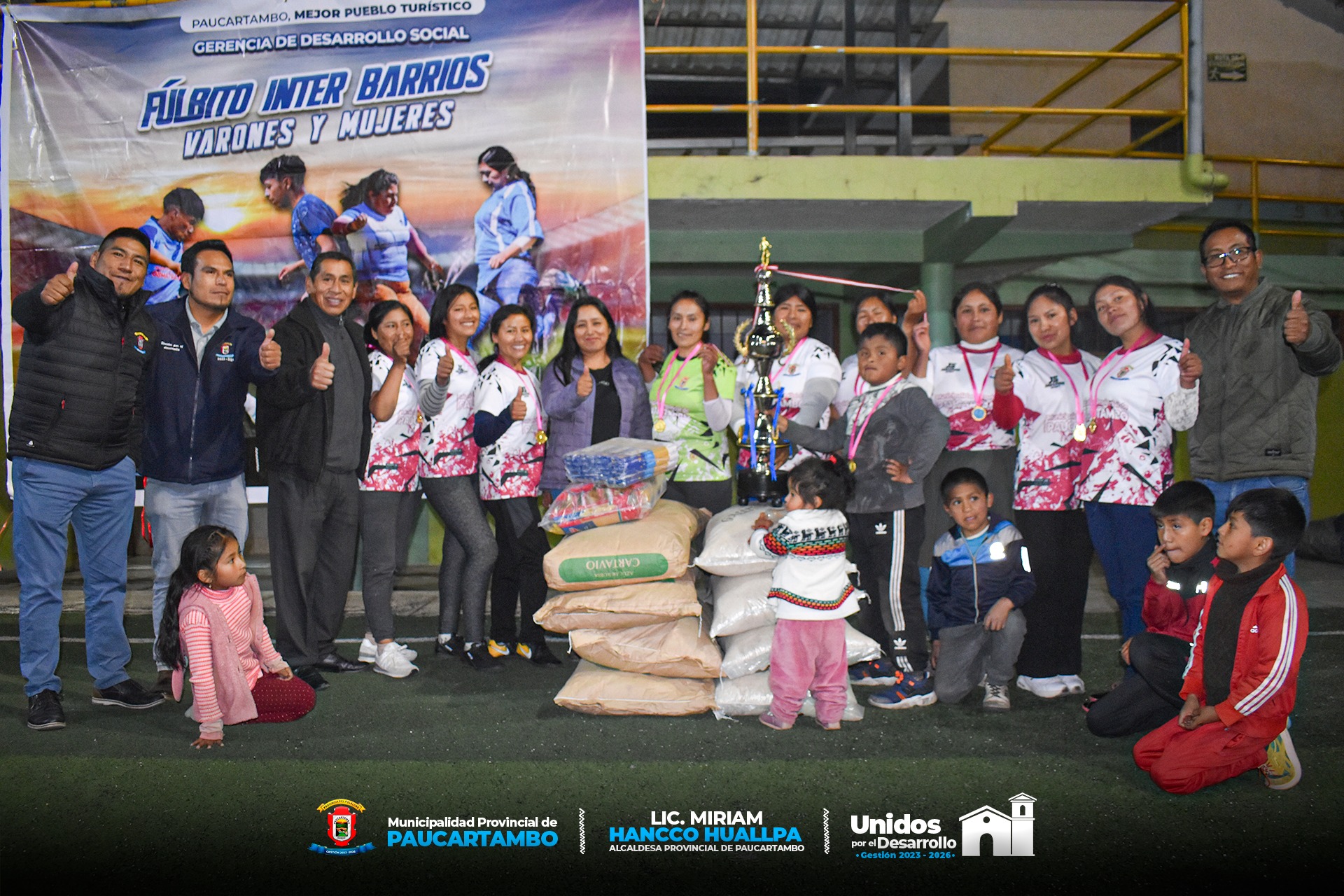 Archivo imagen de Clausura y Premiación del Campeonato de Damas Inter Barrios Paucartambo 2024