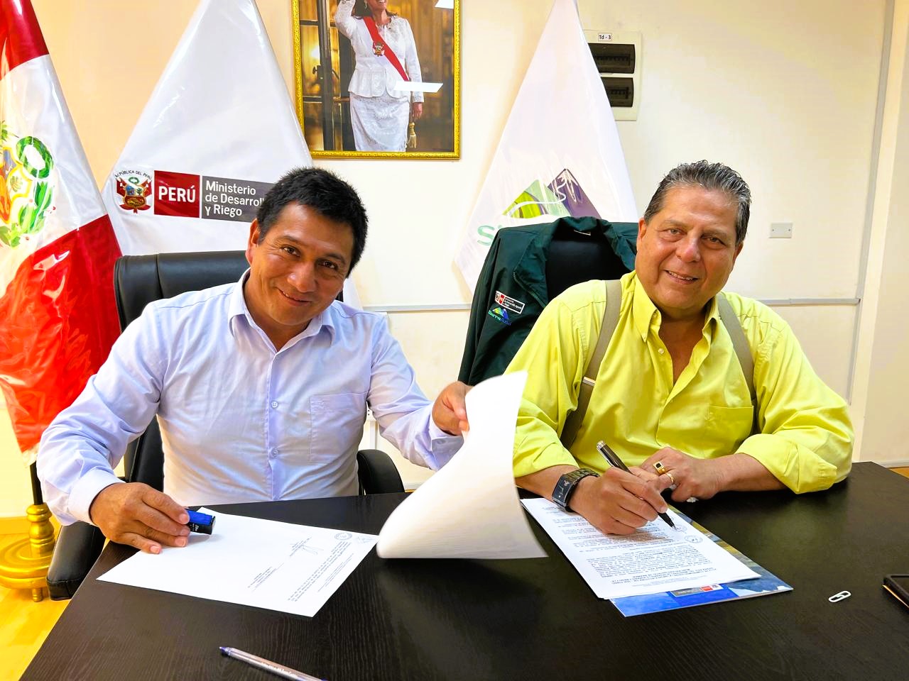firmó importante acuerdo con el director ejecutivo de Sierra Azul
