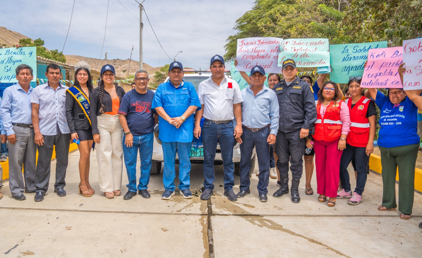 Gobernador inaugura obra de pistas y veredas en beneficio de más de 2 mil habitantes de La Soledad en Vichayal-Paita