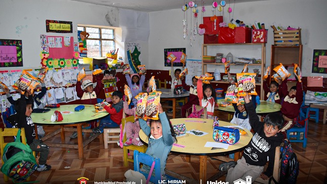 Archivo imagen de Entrega de Cereales fortificados con Hierro para combatir la Anemia en Paucartambo