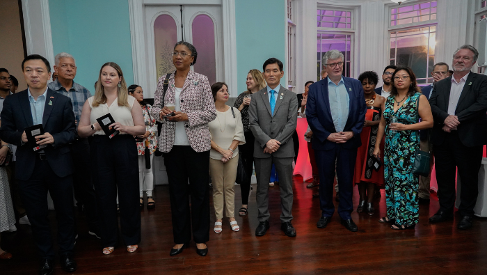 Inauguran exhibición “Torito de Pucará: Embajador del Altiplano Peruano” en Trinidad y Tobago