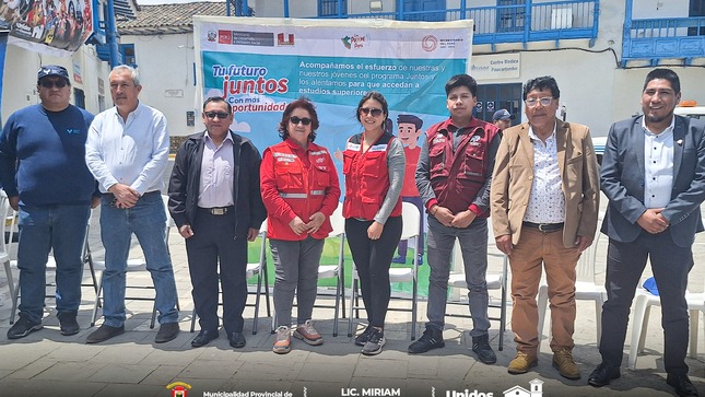 Archivo imagen de Feria Informativa de Orientación Vocacional y la Oferta de Carreras Profesionales en el Sector Público y Privado de Universidades e Institutos en Paucartambo