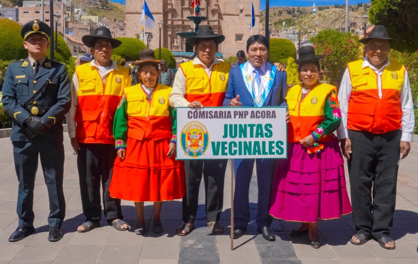 Municipalidad Provincial de Puno saluda a las juntas vecinales en su día