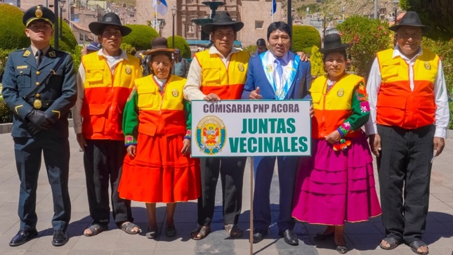 Municipalidad Provincial de Puno saluda a las juntas vecinales en su día