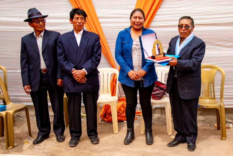 Municipalidad de Puno rinde homenaje a la Asociación de comerciantes feria internacional Chacarilla del lago zona sur por su 24° Aniversario