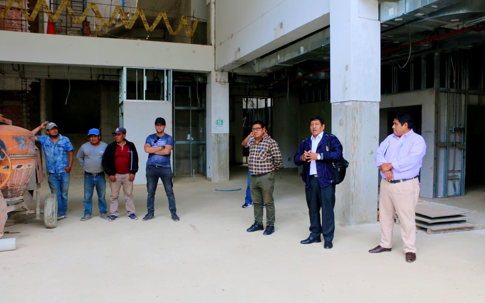 Alcalde de Huarmaca participó de reunión informativa sobre culminación del Hospital de Huarmaca