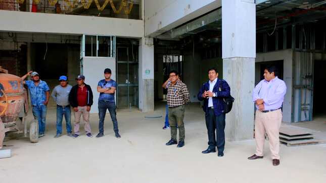 Alcalde de Huarmaca participó de reunión informativa sobre culminación del Hospital de Huarmaca