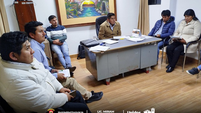 Archivo Imagen de la Primera Reunión de Coordinación de la Municipalidad Provincial de Paucartambo y la Cofradía de la Virgen del Rosario