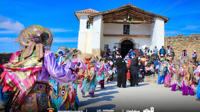Archivo Imagen de "Celebremos la Festividad Religiosa más Importante de Huancarani, el Señor de Exaltación-Sani de Chacabamba"