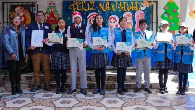 Municipalidad de Puno realiza reconocimiento a promotores ambientales escolares del programa municipal EDUCCA
