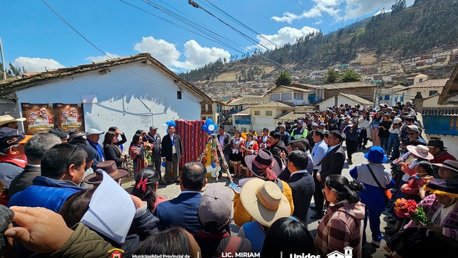 Archivo imagen de Paucartambo estrena nuevo Atractivo junto al Puente Carlos III