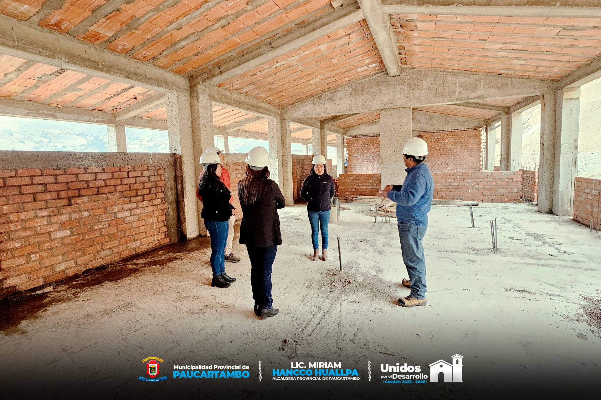 Archivo imagen de Construcción de la Institución Educativa Secundaria de Mollomarca