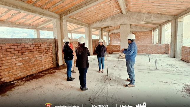 Archivo imagen de Construcción de la Institución Educativa Secundaria de Mollomarca