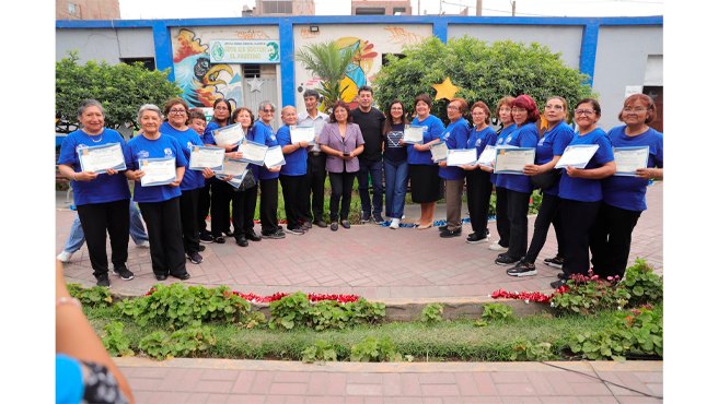 A la clausura se hizo presente el alcalde Richard Soria y su esposa, Jenny Casildo, quién afirmó que seguirá el apoyo de la Municipalidad de El Agustino a estas iniciativas, ya que no solo enriquecen la formación de las alumnas, sino que también les otorgan nuevas habilidades que pueden aprovechar para mejorar su calidad de vida y la de sus familias.