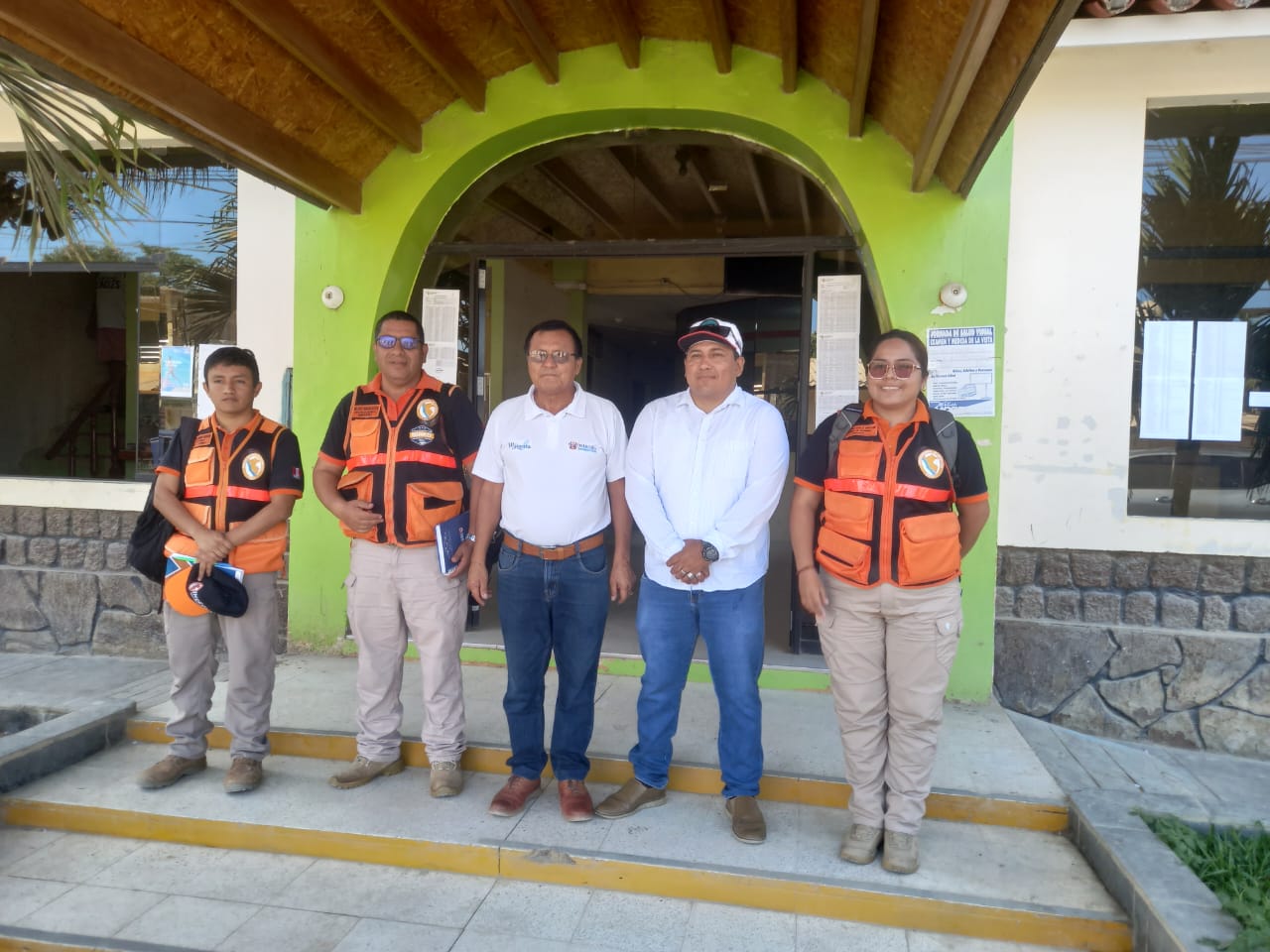#MDMInforma| ALCALDE DE MÁNCORA SE REUNE CON REPRESENTANTES DE INDECI🦺🤝