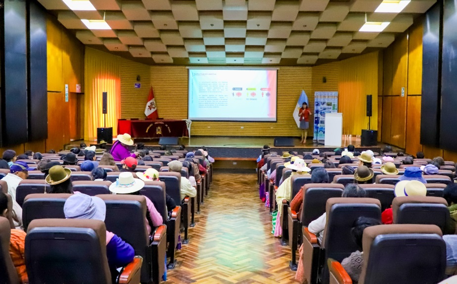 Programa Especial Bahía del Lago promueve cultura sostenible para el mejoramiento de nuestra bahía foro socio ambiental
