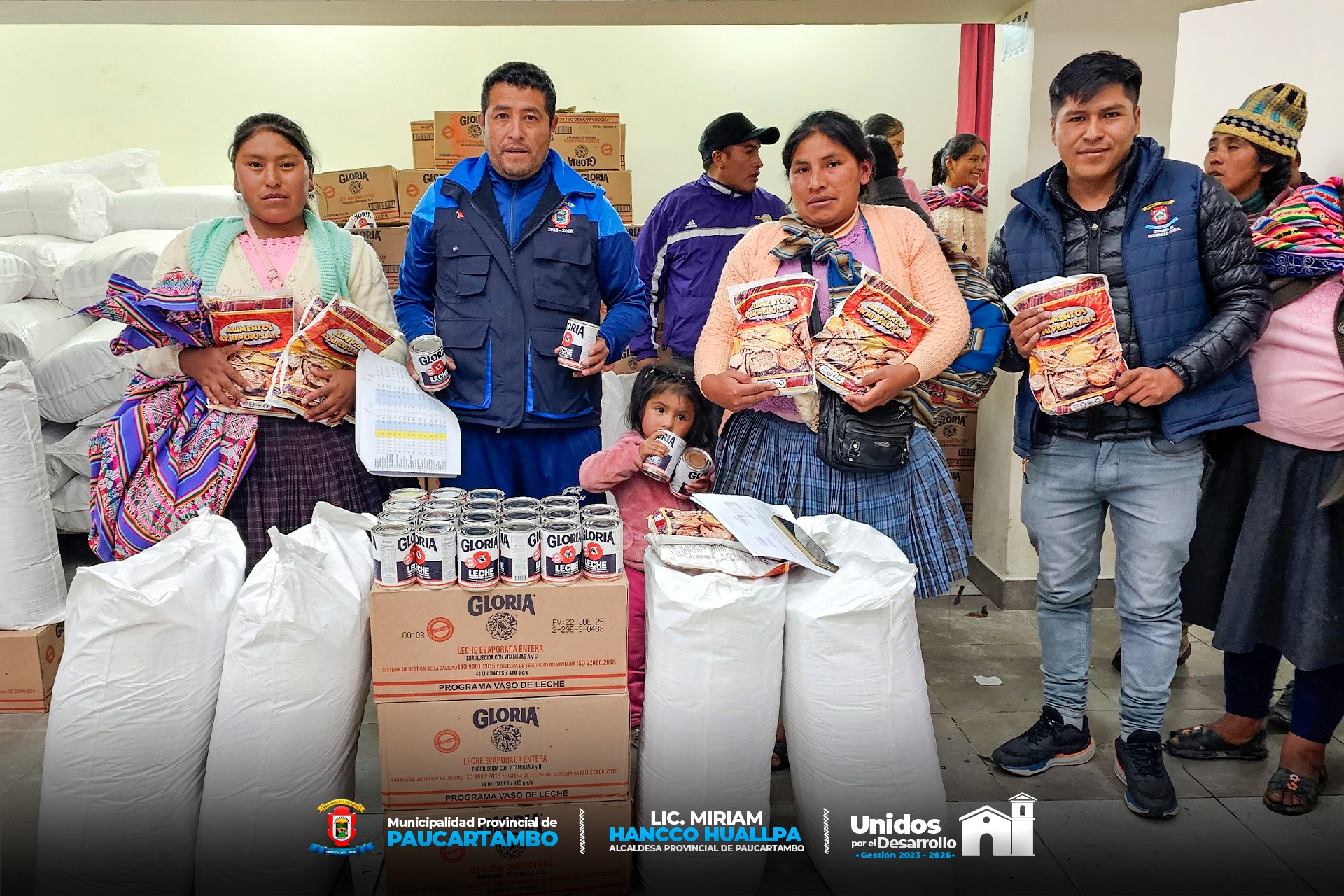 Archivo imagen de Entrega de Productos del Programa de Vaso de Leche a los 48 Comités de Paucartambo