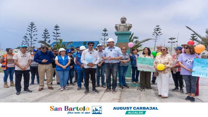 El alcalde August Carbajal participó en la colocación de la primera piedra del renovado Parque Miguel Grau, un proyecto que ofrecerá un espacio moderno y de calidad para la comunidad.