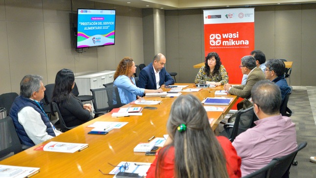 Reunión informativa con productores y fabricantes del rubro lácteos y bebibles